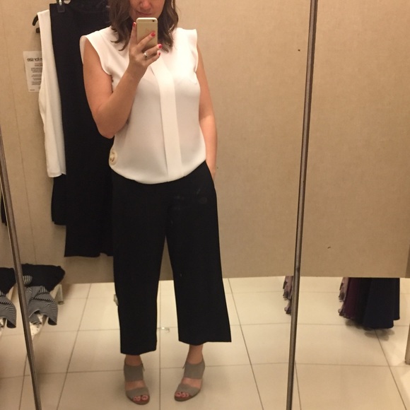 Tahari Wide Leg Cropped Pants - Picture 2 of 10